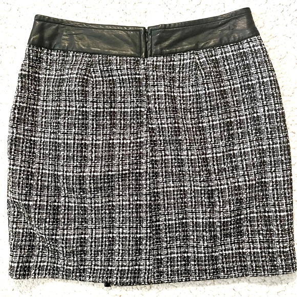 OUTBACK RED Women’s Mini Skirt with Faux Leather Trim in Black & White - Picture 3 of 10